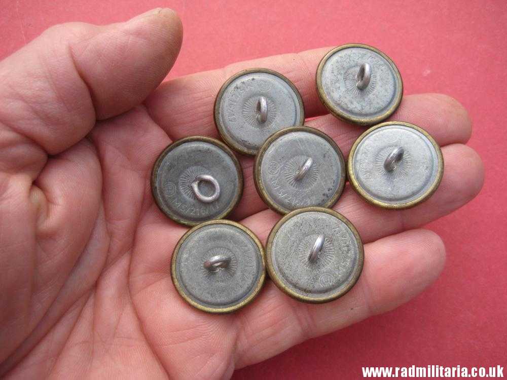 & WW2 SET of 7 German large size NSDAP BUTTONS with eagle RZM M5/216/17 - genuine. - Image 41