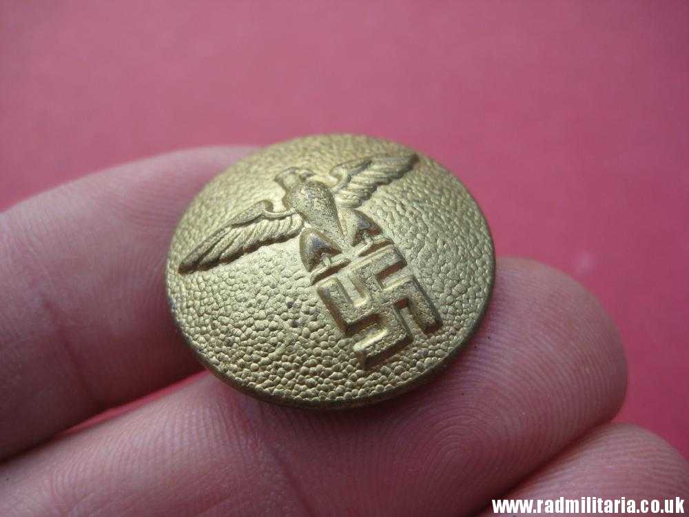 & WW2 SET of 7 German large size NSDAP BUTTONS with eagle RZM M5/216/17 - genuine. - Image 23