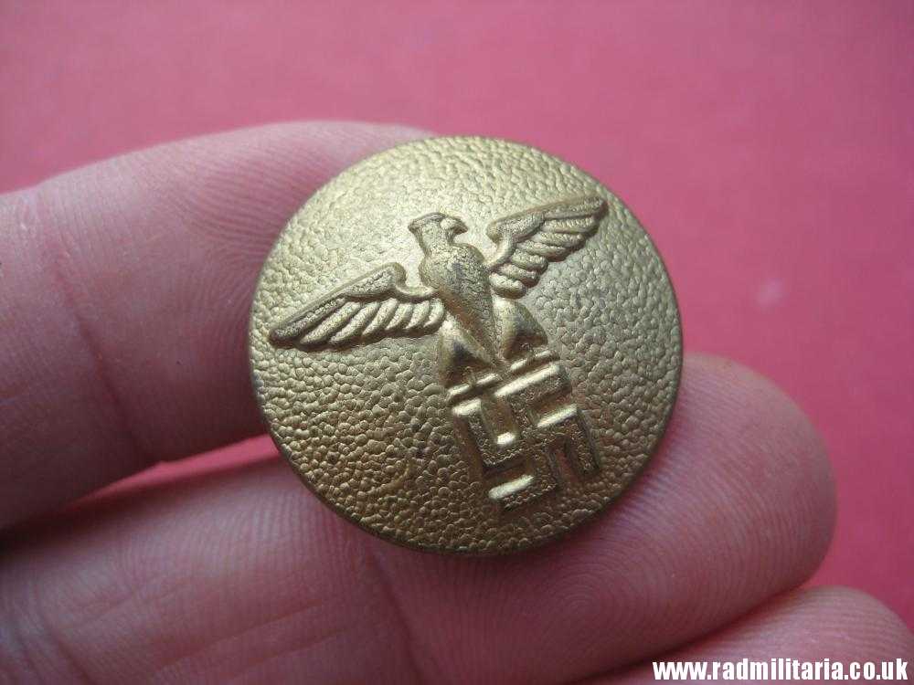 & WW2 SET of 7 German large size NSDAP BUTTONS with eagle RZM M5/216/17 - genuine. - Image 24