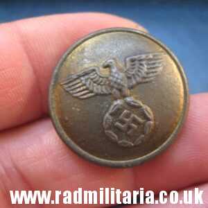 & WW2 German metal BUTTON with EAGLE, Deutsche Reichsbahn?