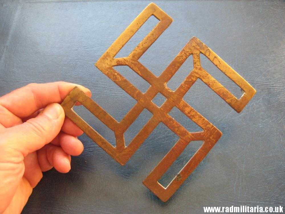 & unknown old brass IRON STAND with swastika. - Image 15