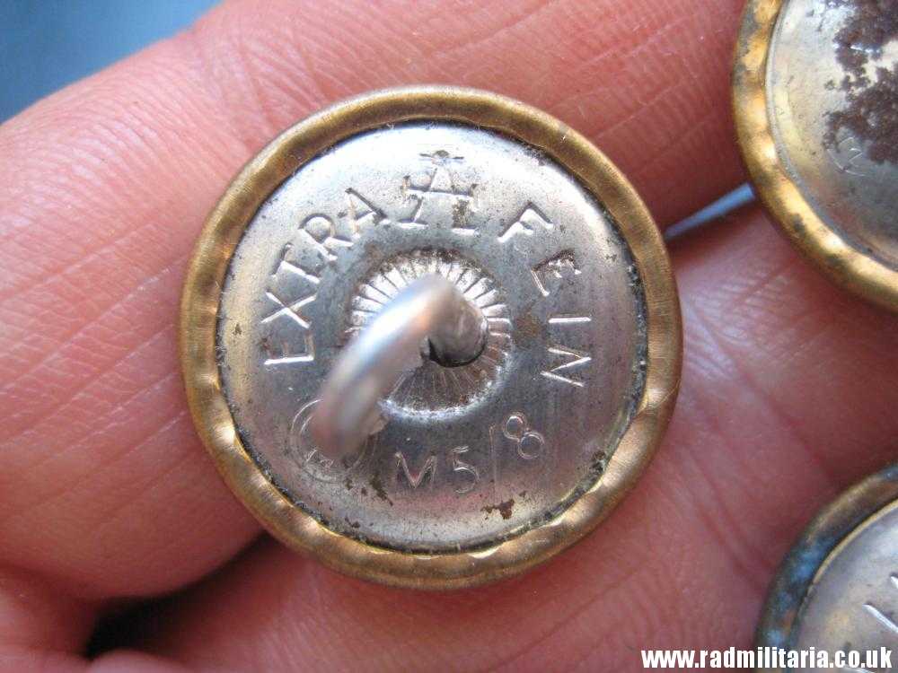 & WW2 SET of 4 German NSDAP BUTTONS with eagle, marks: A EXTRA FEIN RZM M5/8 genuine. - Image 6