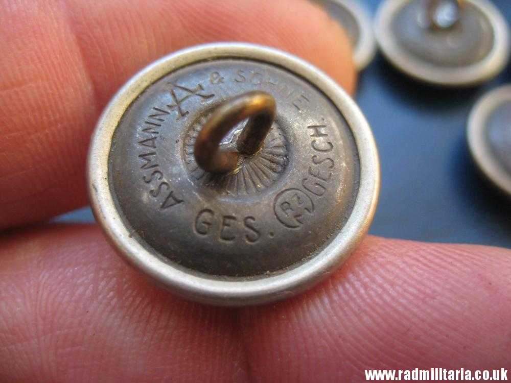 & WW2 SET of 5 German NSDAP BUTTONS with eagle, marks: RZM Assmann & Sohne - genuine - Image 11