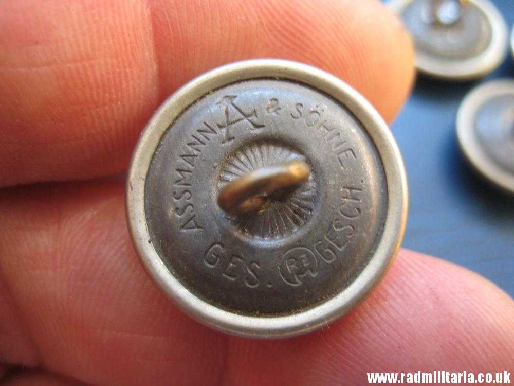 & WW2 SET of 5 German NSDAP BUTTONS with eagle, marks: RZM Assmann & Sohne - genuine - Image 12