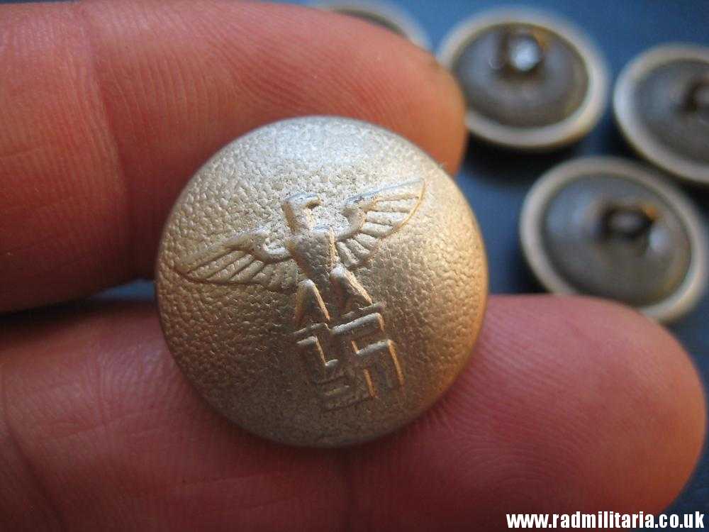 & WW2 SET of 5 German NSDAP BUTTONS with eagle, marks: RZM Assmann & Sohne - genuine - Image 8
