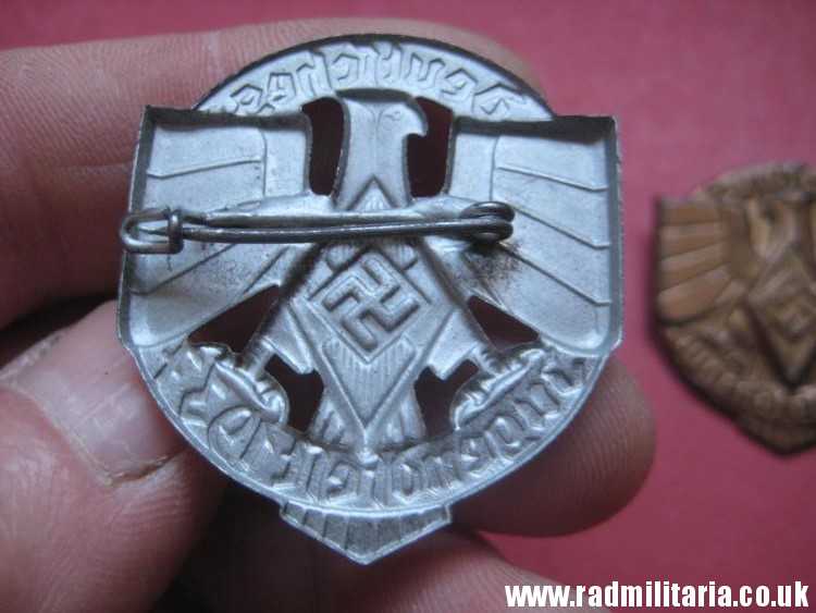 & pre WW2 German HJ Tinnie BADGES - SET of 2. Deutsches Jugendfest 1936 and 1937 - genuine !! - Image 10