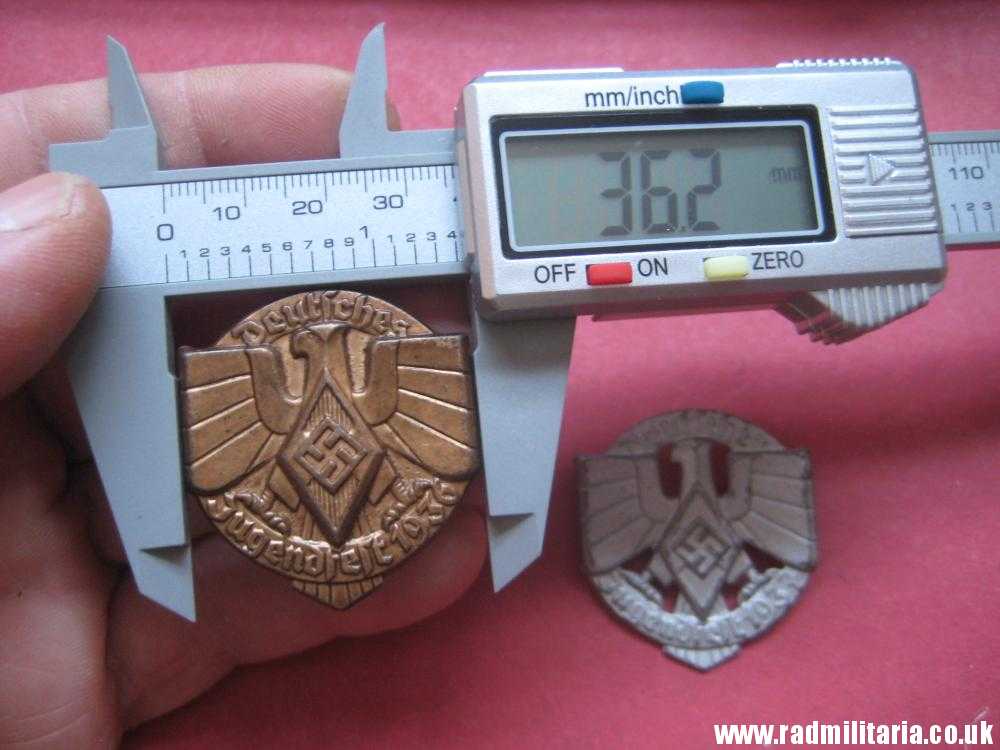 & pre WW2 German HJ Tinnie BADGES - SET of 2. Deutsches Jugendfest 1936 and 1937 - genuine !! - Image 15