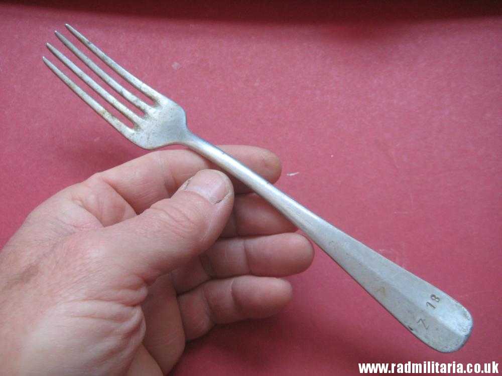 & WW2 German KRIEGSMARINE FORK marked: "M" and "Z 18" - from German Destroyer Z18 Hans Ludemann, 3rd REICH CUTLERY. rare !!! - Image 3
