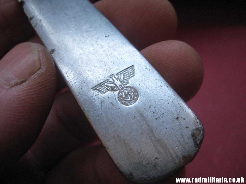 & WW2 original German FORK with Eagle marked: GK&F42 stainless steel - 3RD REICH CUTLERY.