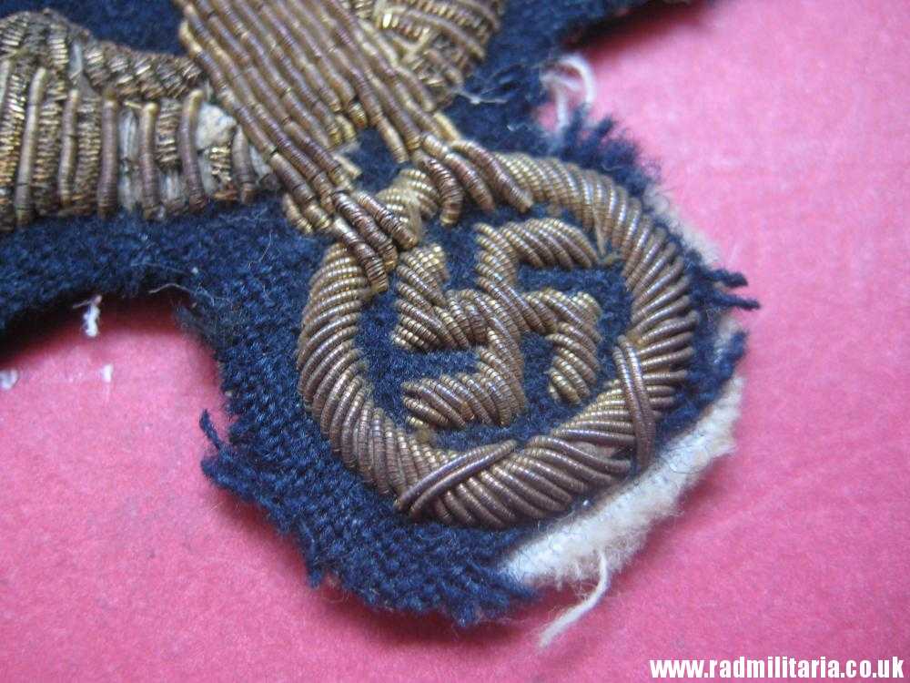 & WW2 original German Kriegsmarine embroidered breast eagle - gold color. - Image 6