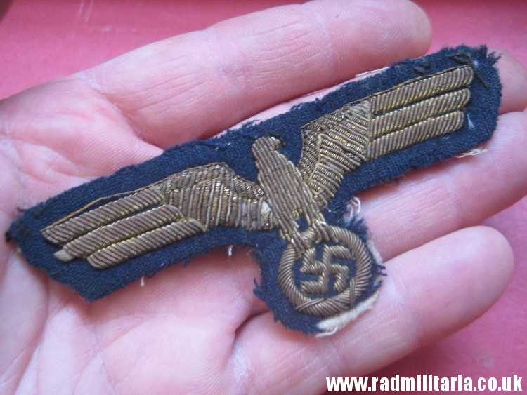 & WW2 original German Kriegsmarine embroidered breast eagle - gold color.