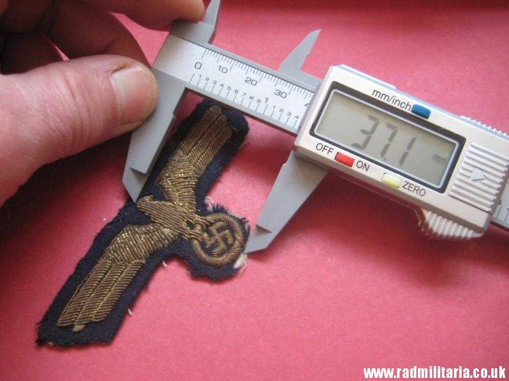 & WW2 original German Kriegsmarine embroidered breast eagle - gold color. - Image 17