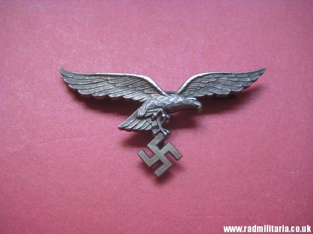 & WW2 original LUFTWAFFE Eagle BADGE in mint condition, perfect quality, maker: ASSMANN Ludenscheid - Image 3