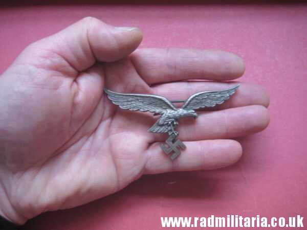 & WW2 original LUFTWAFFE Eagle BADGE in mint condition, perfect quality, maker: ASSMANN Ludenscheid - Image 7