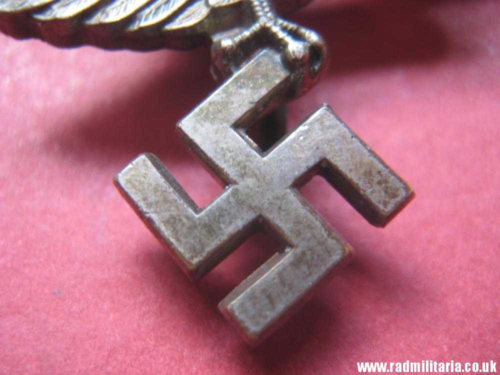 & WW2 original LUFTWAFFE Eagle BADGE in mint condition, perfect quality, maker: ASSMANN Ludenscheid - Image 11