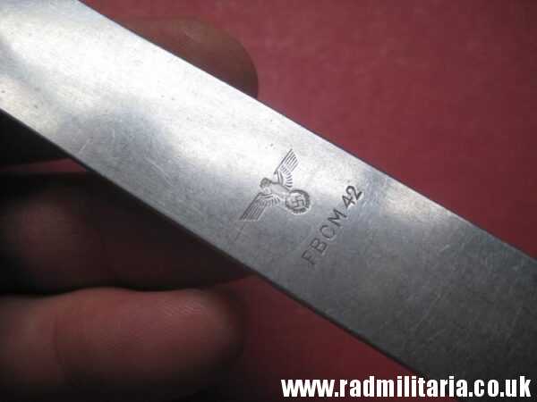 & WW2 genuine German SPOON marked: Rostfrei FBCM 42, stainless steel - 3RD REICH CUTLERY. - Image 4