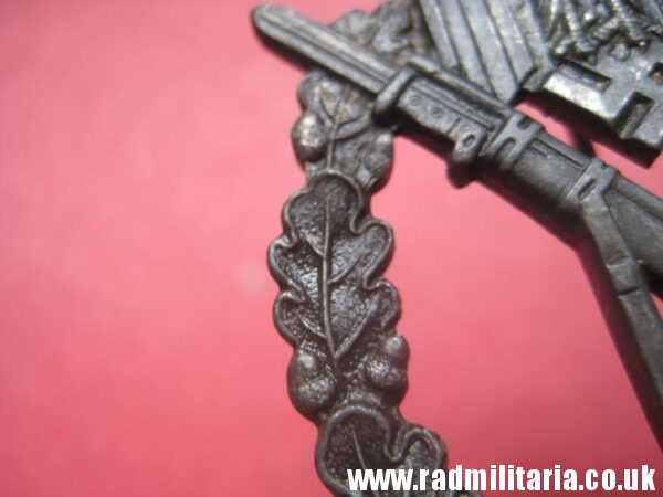 & original WW2 German INFANTRY ASSAULT BADGE in very good/perfect condition. - Image 11