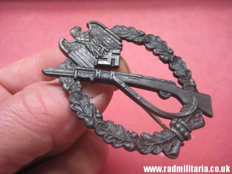 & original WW2 German INFANTRY ASSAULT BADGE in very good/perfect condition. - Image 3