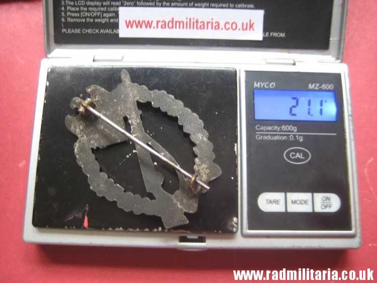 & original WW2 German INFANTRY ASSAULT BADGE in very good/perfect condition. - Image 21