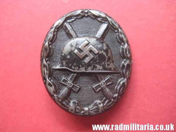 & WW2 German WOUND BADGE in Black marked: "L/56" genuine. - Image 2