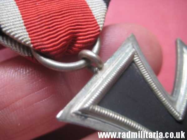 & original WW2 German IRON CROSS 2nd Class in very good condition, short ribbon - genuine. - Image 12