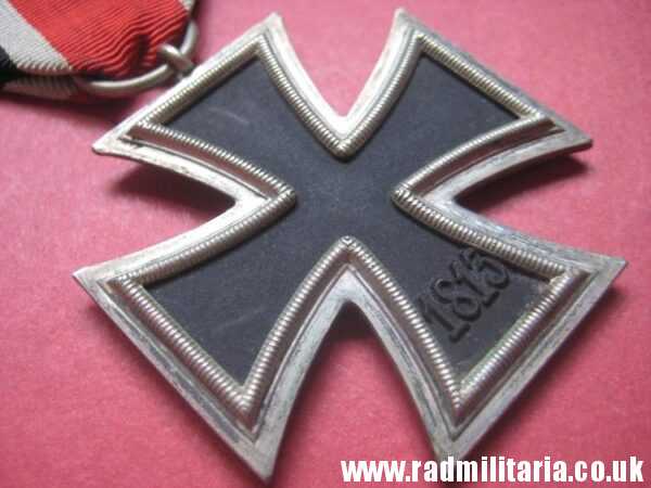 & original WW2 German IRON CROSS 2nd Class in very good condition, short ribbon - genuine. - Image 18