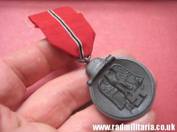 & original WW2 German MEDAL - WINTERSCHLACHT IM OSTEN 1941/42 with original ribbon - perfect condition. - Image 2