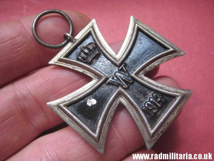 & original WW1 German IRON CROSS 2nd class - Genuine ! - Image 2