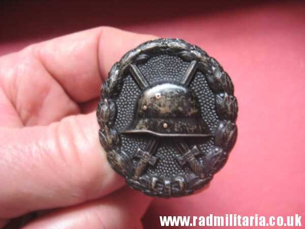 & WW1 German WOUND BADGE Black Class in good used condition. - Image 2