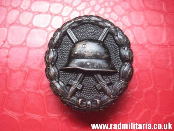 & WW1 German WOUND BADGE Black Class in good used condition.