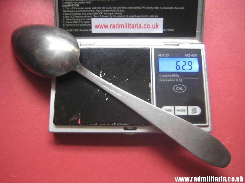 & WW2 genuine German Luftwaffe TABLE SPOON marked: ROSTFREIER STAHL (Stainless steel) - v. good used condition. - Image 17