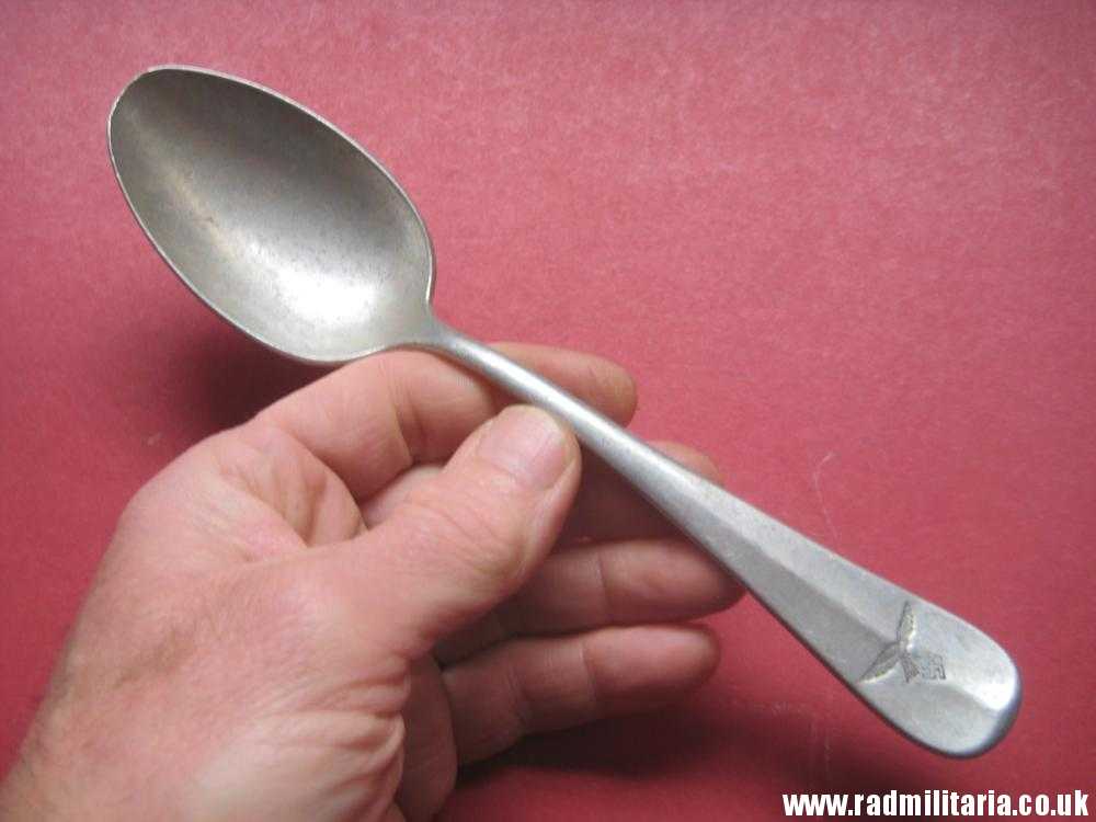 & WW2 genuine German Luftwaffe SPOON marked: FL.U.V. GAG 38 - v. good used condition. - Image 2