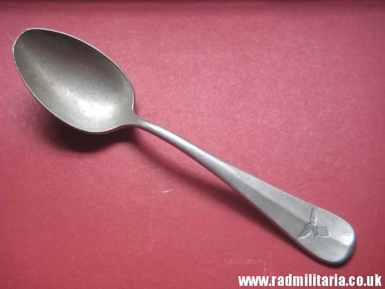 & WW2 genuine German Luftwaffe SPOON marked: FL.U.V. GAG 38 - v. good used condition. - Image 5