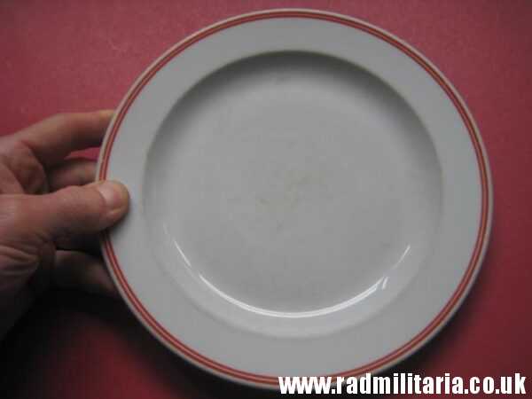 & WW2 original WW2 German CERAMIC SAUCER - Eigentum Der Deutschen Arbeitsfront, maker: Hutschenreuther Selb. - Image 3