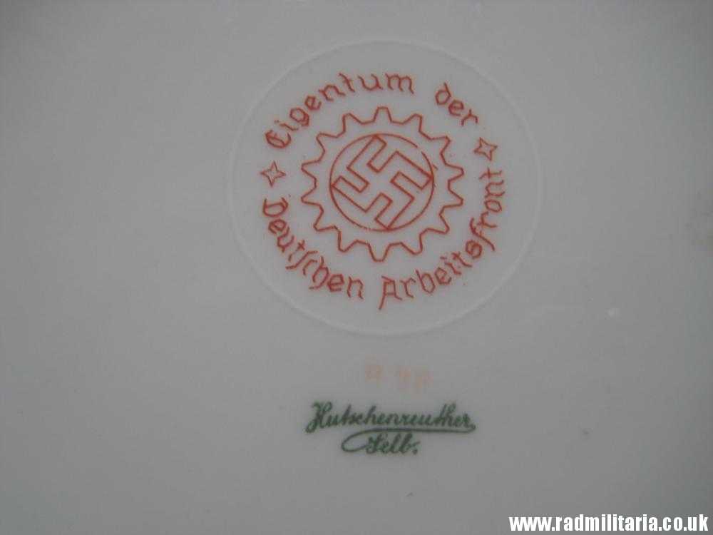 & WW2 original WW2 German CERAMIC SAUCER - Eigentum Der Deutschen Arbeitsfront, maker: Hutschenreuther Selb. - Image 7