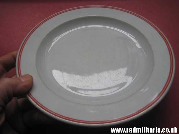 & WW2 original WW2 German CERAMIC SAUCER - Eigentum Der Deutschen Arbeitsfront, maker: Hutschenreuther Selb. - Image 11