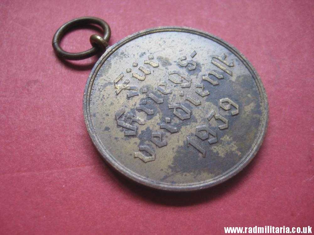 & WW2 original German MEDAL 1939 - Fur Kriegs Verdienst 1939 - Medal of the War Merit Cross. - Image 4