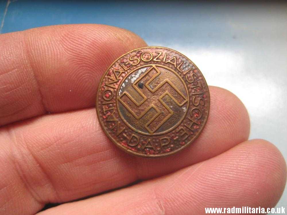 & WW2 original German NSDAP enamel membership BADGE marked: RZM M1/159 poor condition. - Image 9