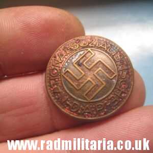 & WW2 original German NSDAP enamel membership BADGE marked: RZM M1/159 poor condition.