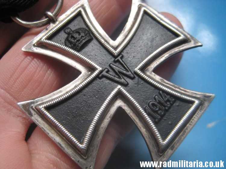 & original WW1 German IRON CROSS 2nd class in good condition with maker marks - genuine !! - Image 8