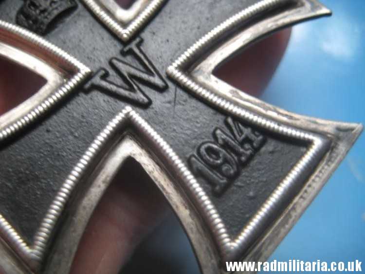 & original WW1 German IRON CROSS 2nd class in good condition with maker marks - genuine !! - Image 9