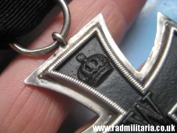 & original WW1 German IRON CROSS 2nd class in good condition with maker marks - genuine !! - Image 10