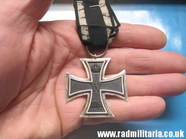 & original WW1 German IRON CROSS 2nd class in good condition with maker marks - genuine !! - Image 19