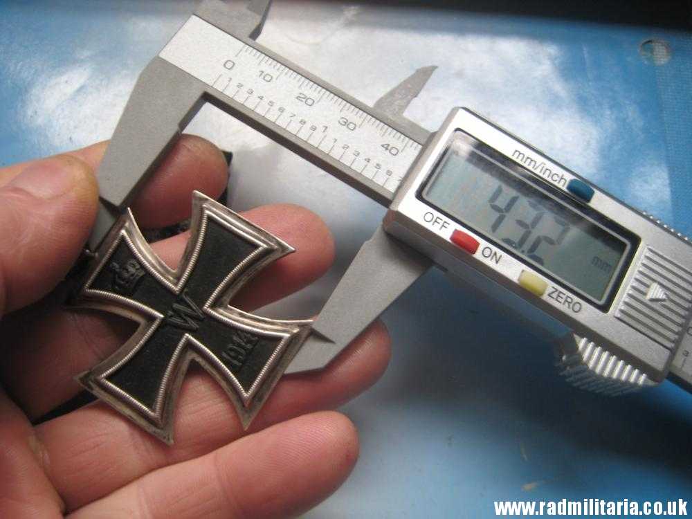 & original WW1 German IRON CROSS 2nd class in good condition with maker marks - genuine !! - Image 22