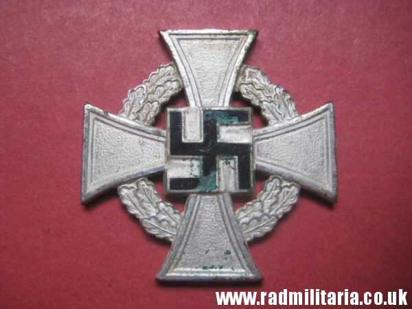 & WW2 German FAITHFUL SERVICE DECORATION - FUR TREUE DIENSTE, metal detecting find (no.1) - Image 10