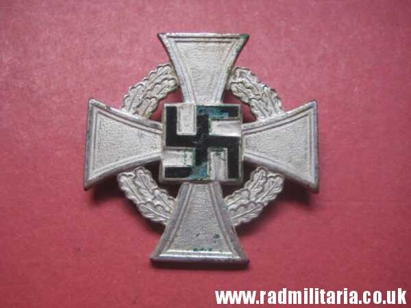 & WW2 German FAITHFUL SERVICE DECORATION - FUR TREUE DIENSTE, metal detecting find (no.1) - Image 4