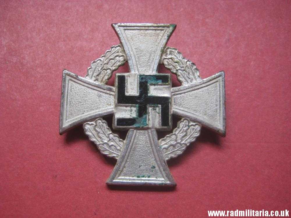 & WW2 German FAITHFUL SERVICE DECORATION - FUR TREUE DIENSTE, metal detecting find (no.1) - Image 4