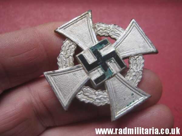 & WW2 German FAITHFUL SERVICE DECORATION - FUR TREUE DIENSTE, metal detecting find (no.1) - Image 5