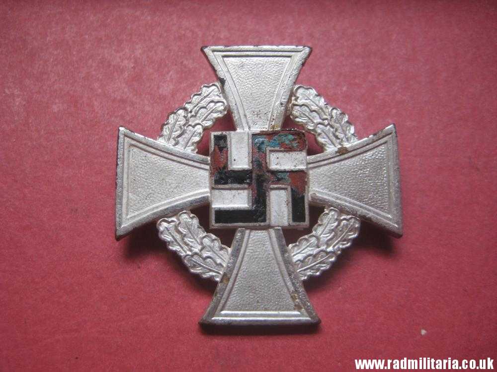 & WW2 German FAITHFUL SERVICE DECORATION - FUR TREUE DIENSTE, metal detecting find (no.2) - Image 2