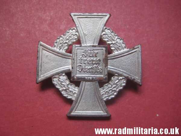 & WW2 German FAITHFUL SERVICE DECORATION - FUR TREUE DIENSTE, metal detecting find (no.2) - Image 3